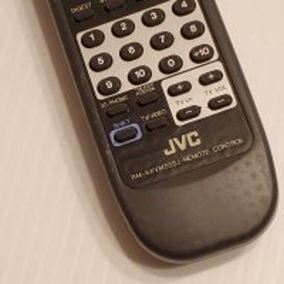 JVC DVD Player Remote Control RM-SXVM555J. In good working and cosmetic  shape - Picture 5 of 7